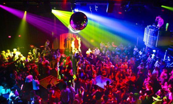 Discoteca latina en Madrid.